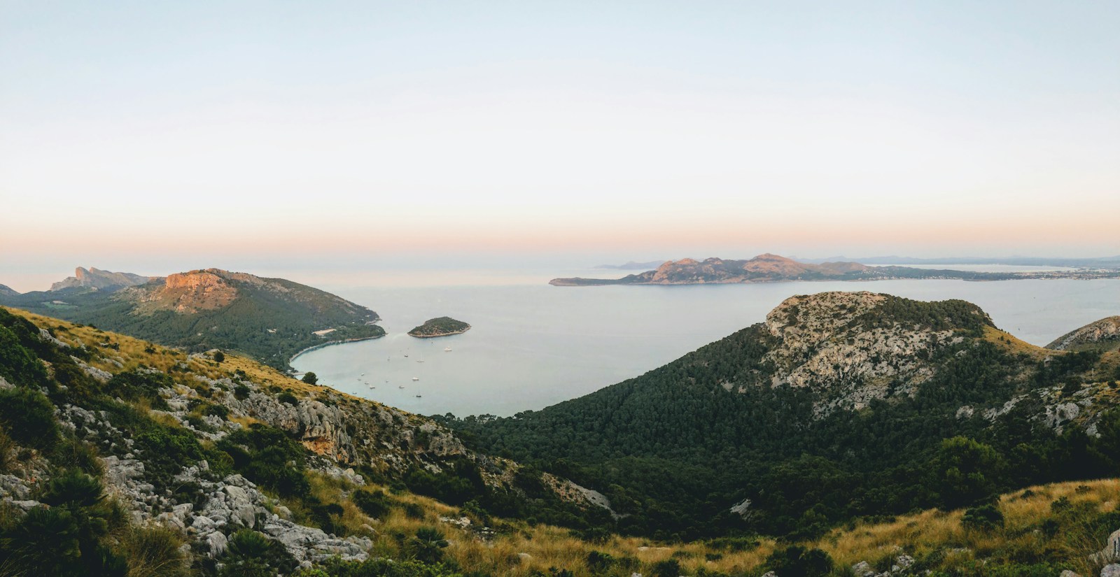Mountain cliffs beside the Mediterranean in Mallorca